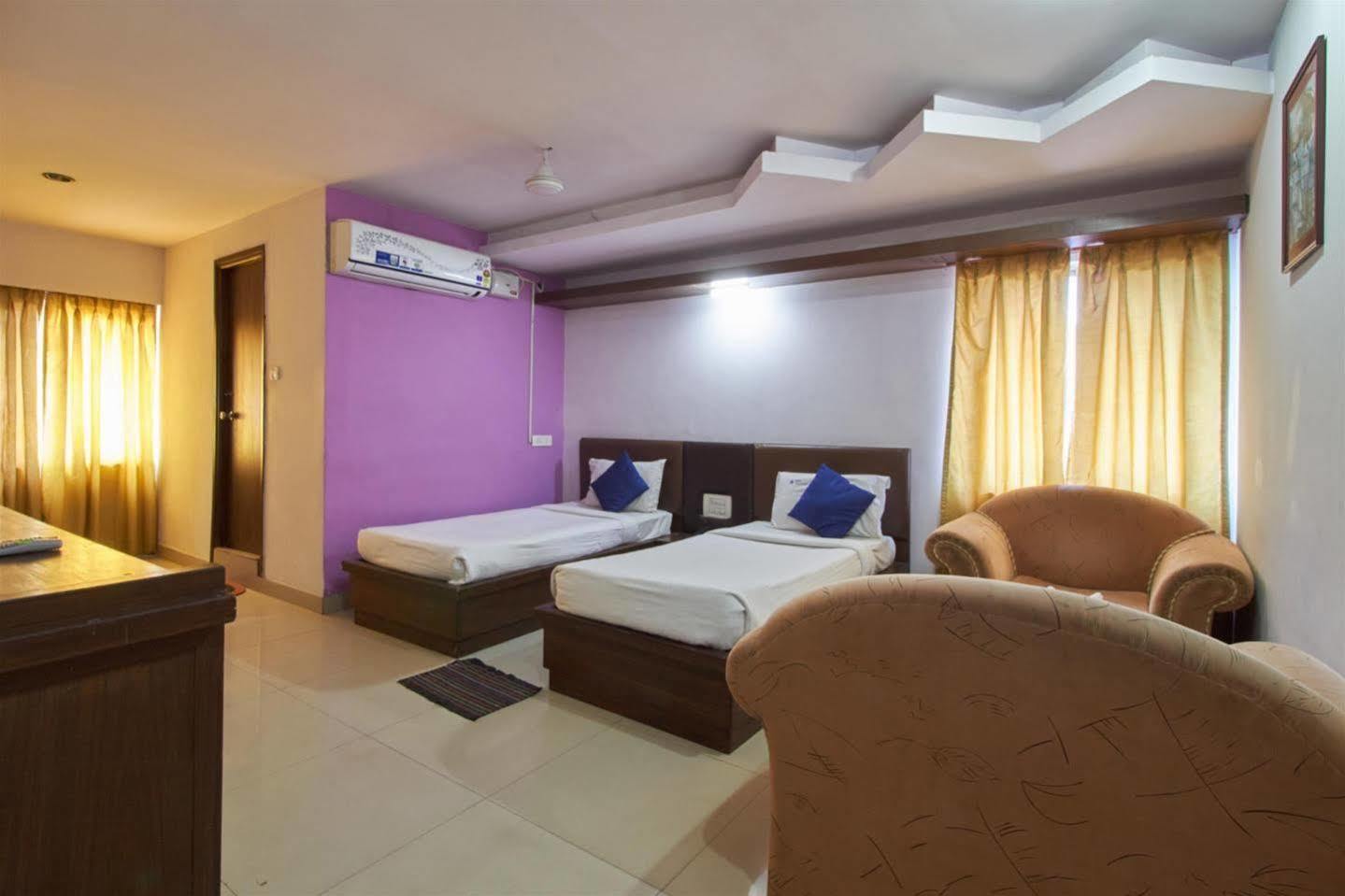 Fabhotel Royal Residency II - Nr Lakdikapul Metro Station Hyderabad Exterior photo